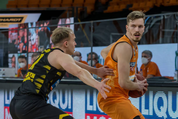 投入了大量 投入了大量