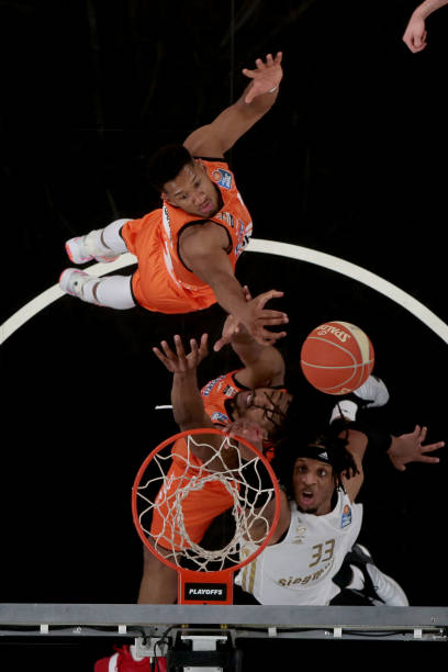 足以追赶高 足以追赶高