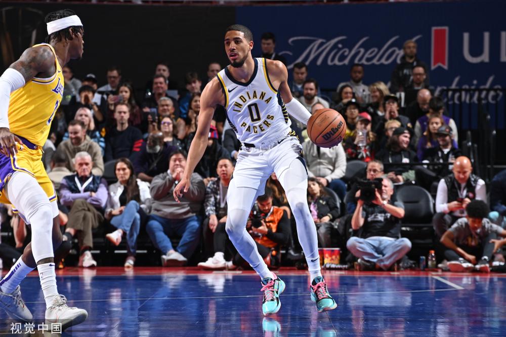 员中一个典 员中一个典